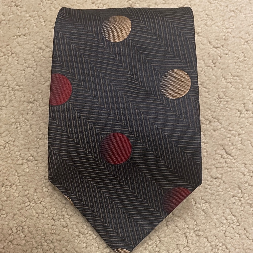 Oscar de la Renta Black Tie with Red and Gold Circles 👵MT